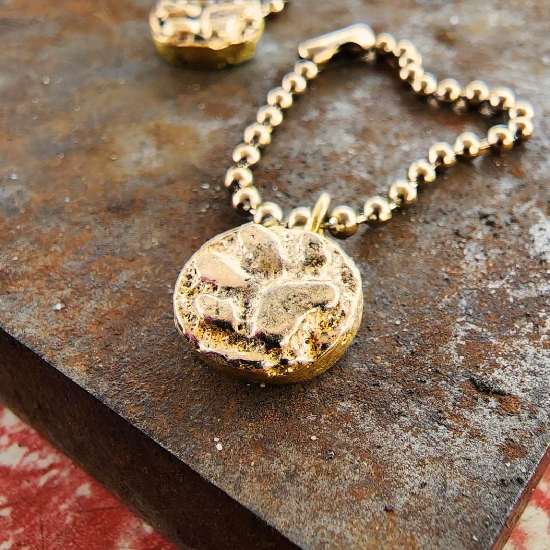 pawprint gold 1